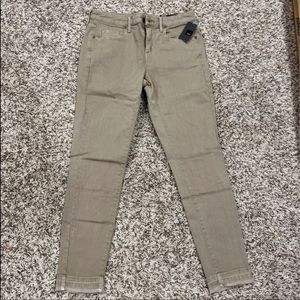 Women’s tan jeans